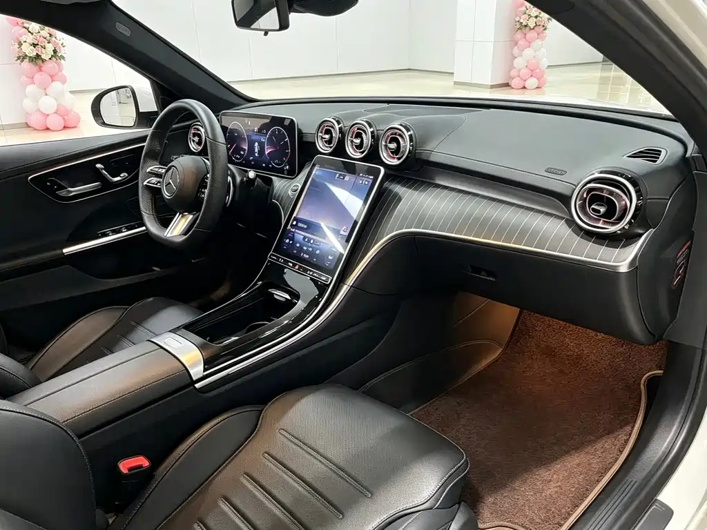 Mercedes-Benz C-Class — миниатюра 5