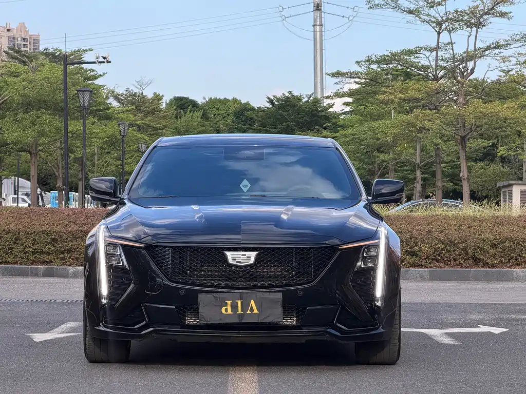 Cadillac CT5 — миниатюра 3