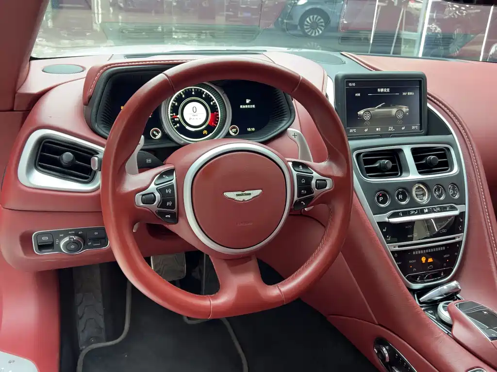 Aston Martin DB11 2019 4.0T V8 Volante
