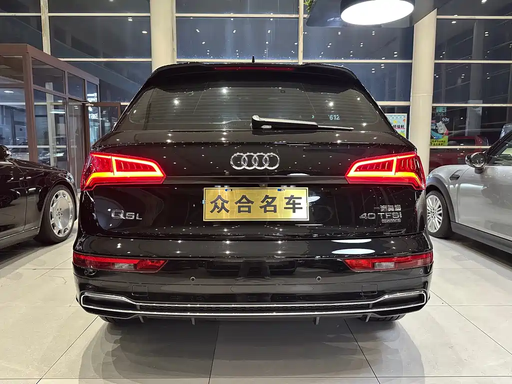Audi Q5L — миниатюра 5