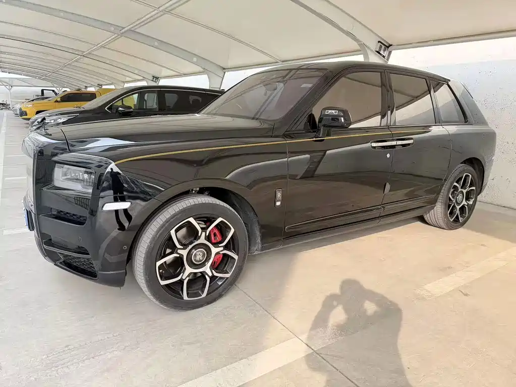 Rolls-Royce Cullinan — миниатюра 3