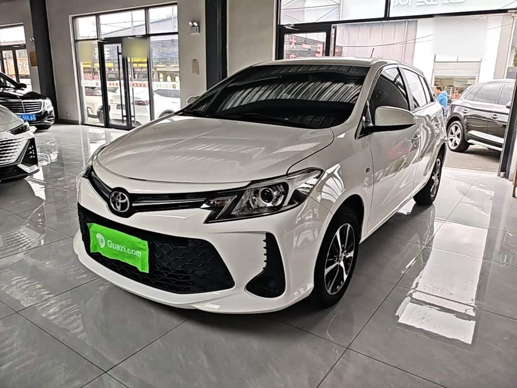 Toyota Vios FS 1.5 л 2021 г. Белый, пробег 35600 км