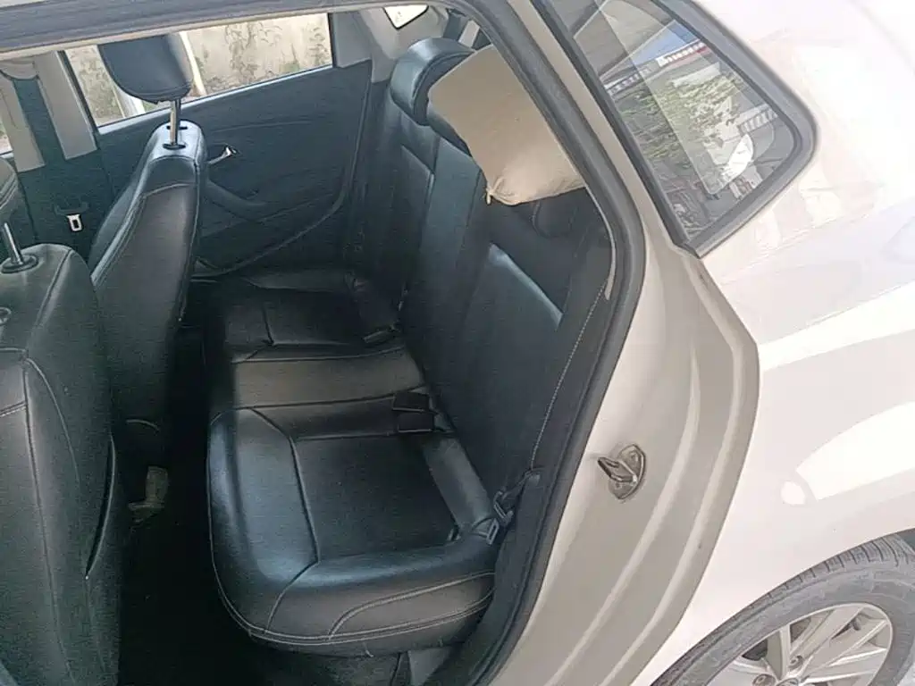 Volkswagen Polo — миниатюра 17