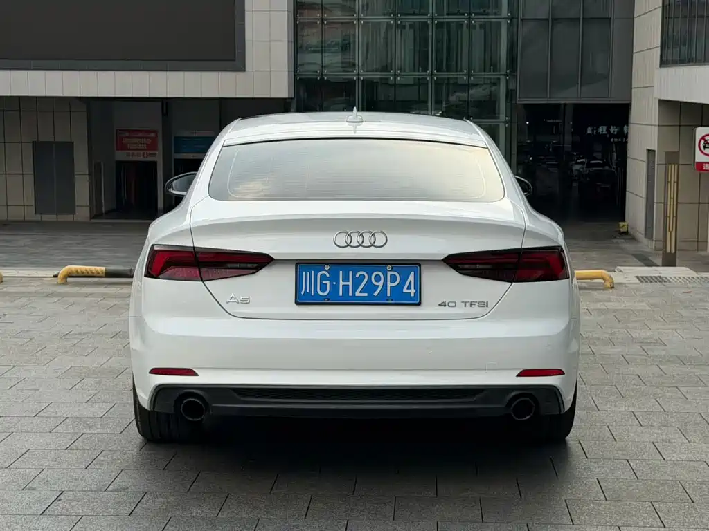 Audi A5 (Import) — миниатюра 8