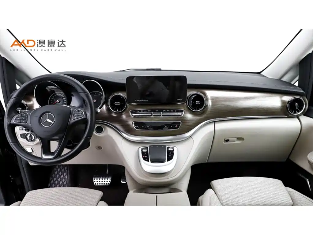 Mercedes-Benz V-Class - фото 5