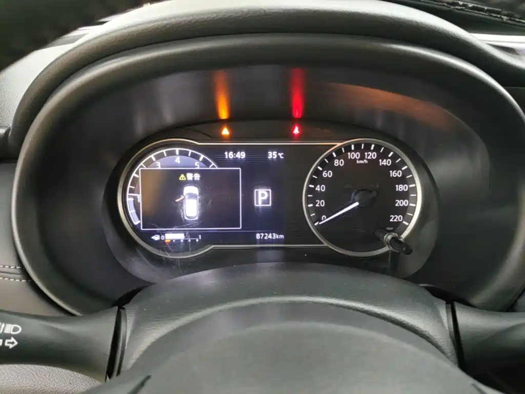 Nissan Kicks - фото 12