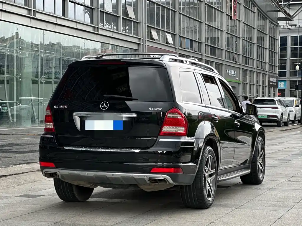 Mercedes-Benz GL-Class — миниатюра 6
