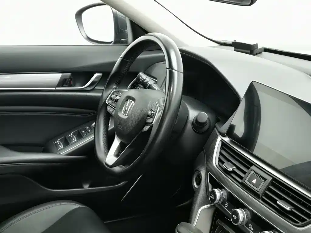 Honda Accord — миниатюра 22