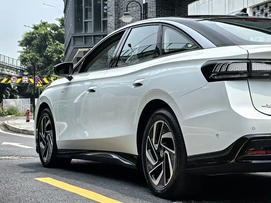 Volkswagen ID.7 VIZZION — миниатюра 18