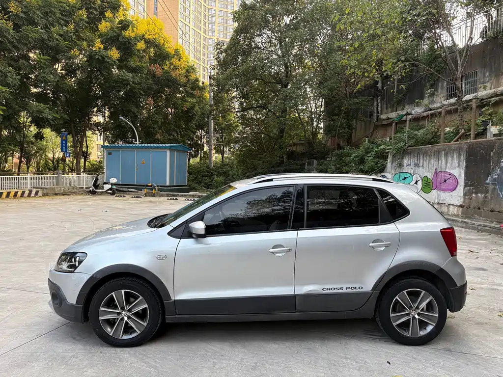 Volkswagen Polo — миниатюра 4