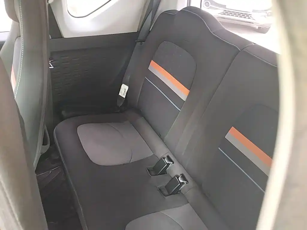 Wuling MINIEV — миниатюра 17