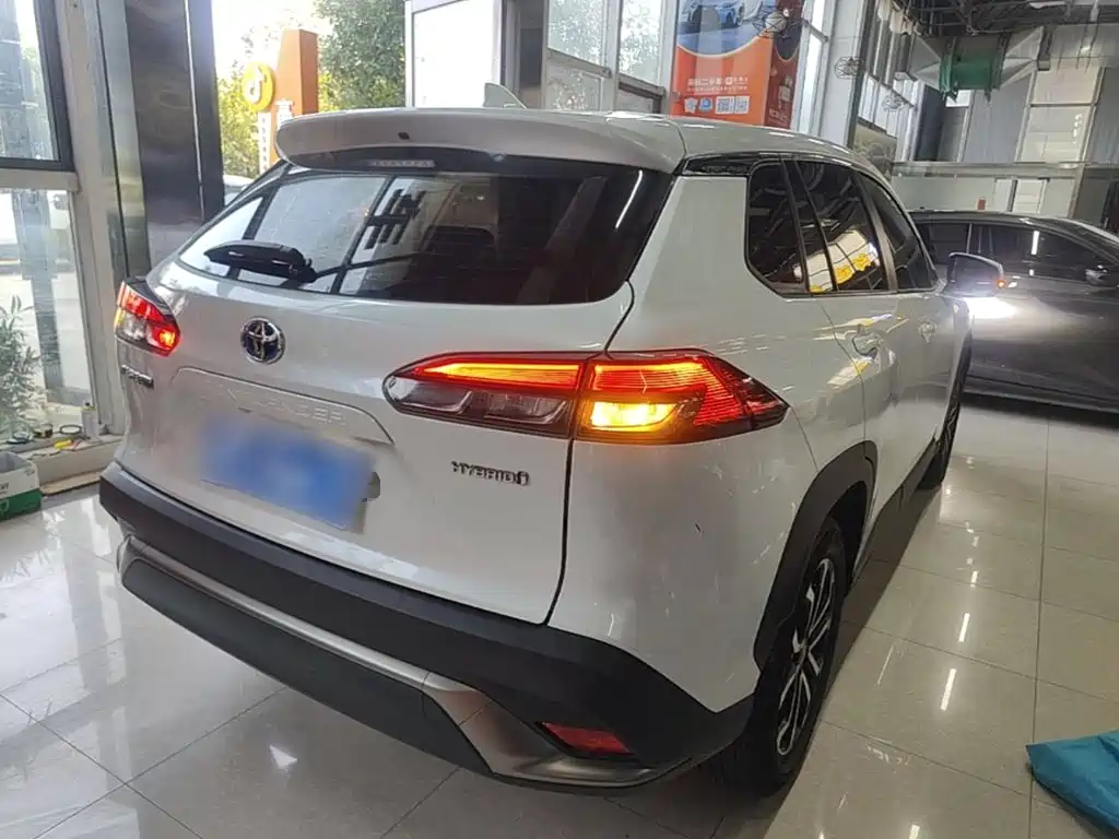 Toyota Frontlander — миниатюра 7