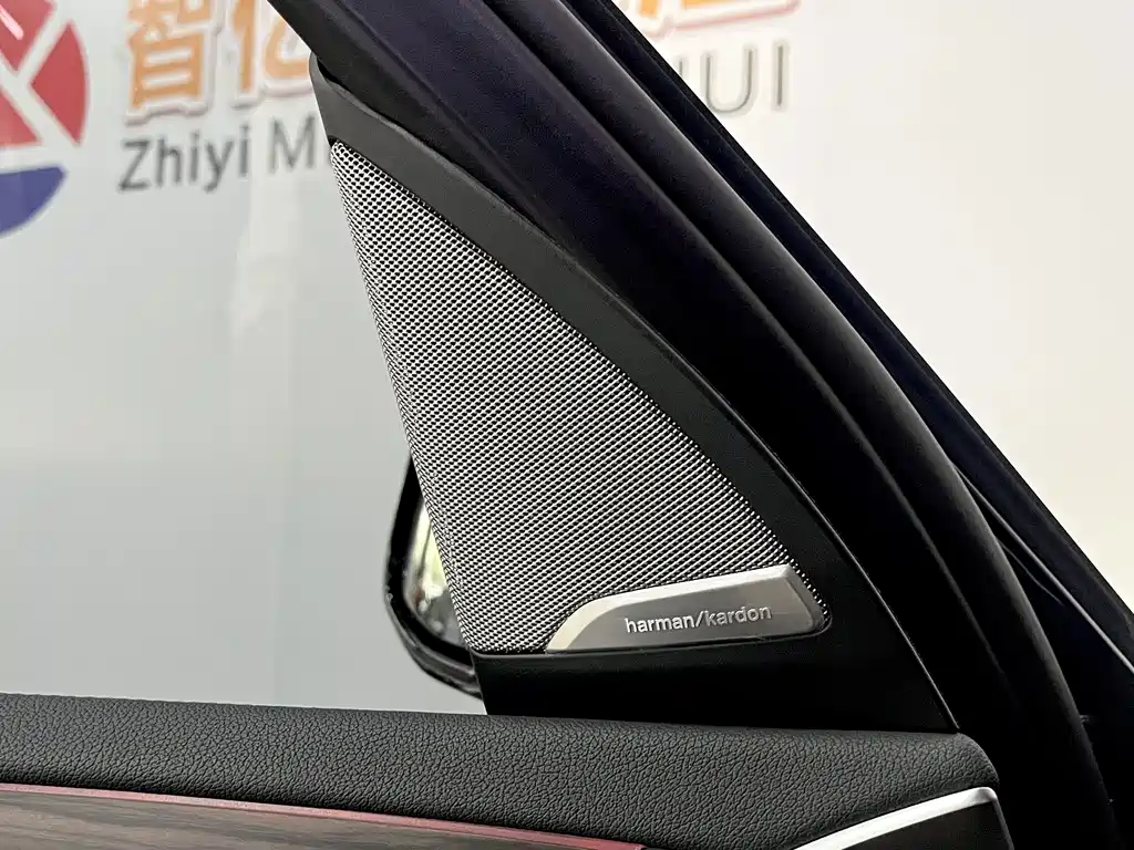 BMW X3 — миниатюра 7