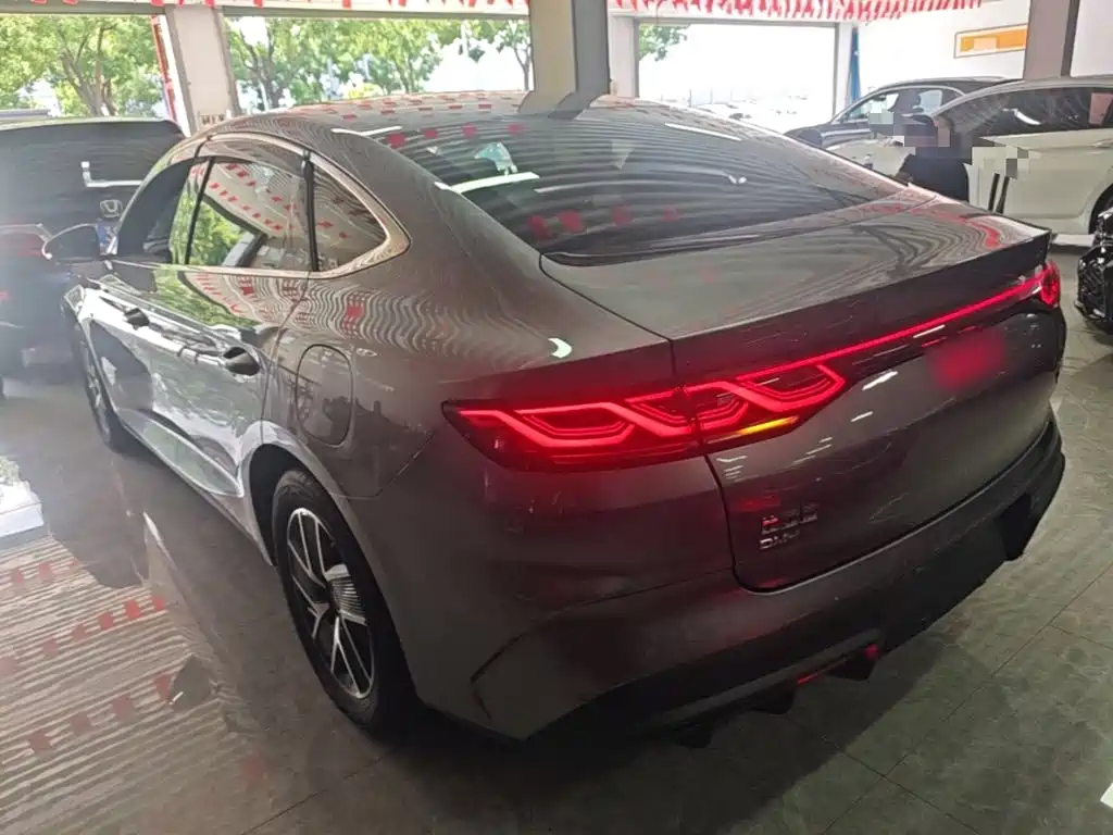 BYD Qin L — миниатюра 5
