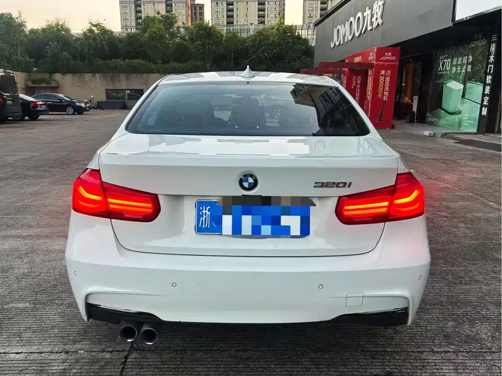 BMW 3 Series — миниатюра 5