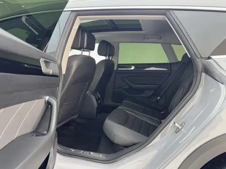 Volkswagen CC — миниатюра 7
