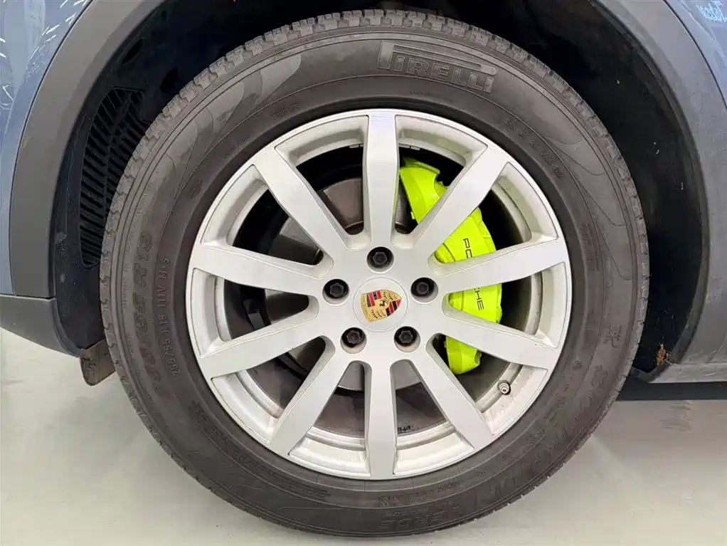 Porsche Cayenne Hybrid — миниатюра 15