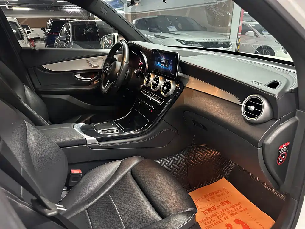 Mercedes-Benz GLC — миниатюра 10