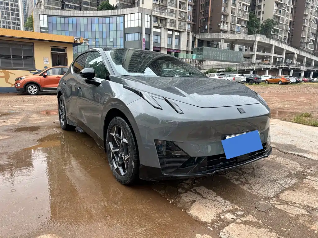 Lynk & Co Z20 — миниатюра 3