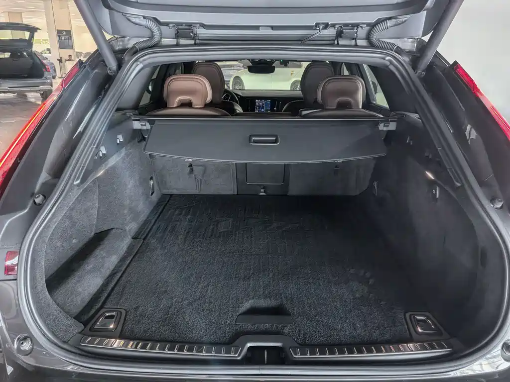 Volvo V90 — миниатюра 7