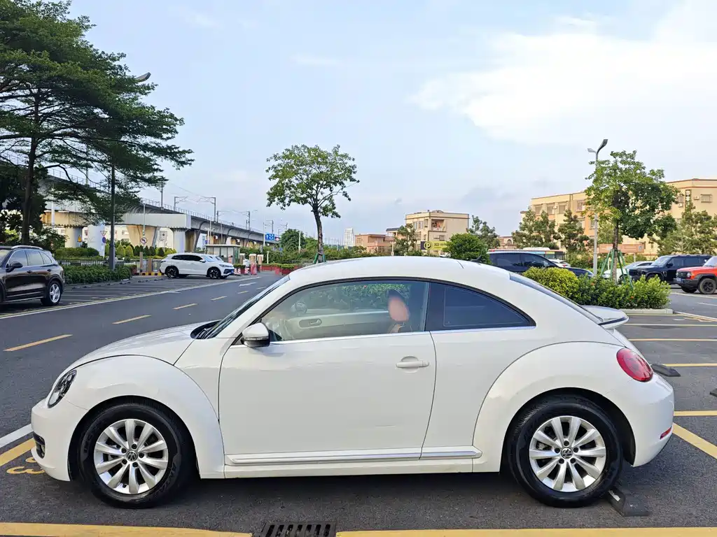 Volkswagen Beetle — миниатюра 4