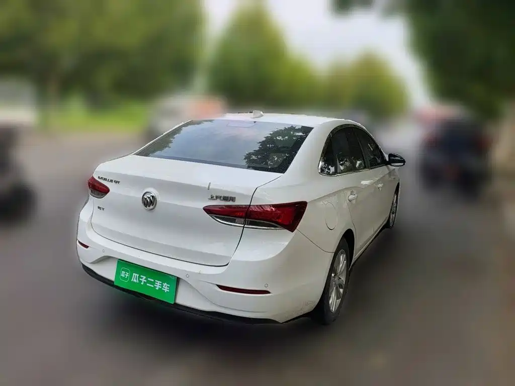 Buick Excelle — миниатюра 6