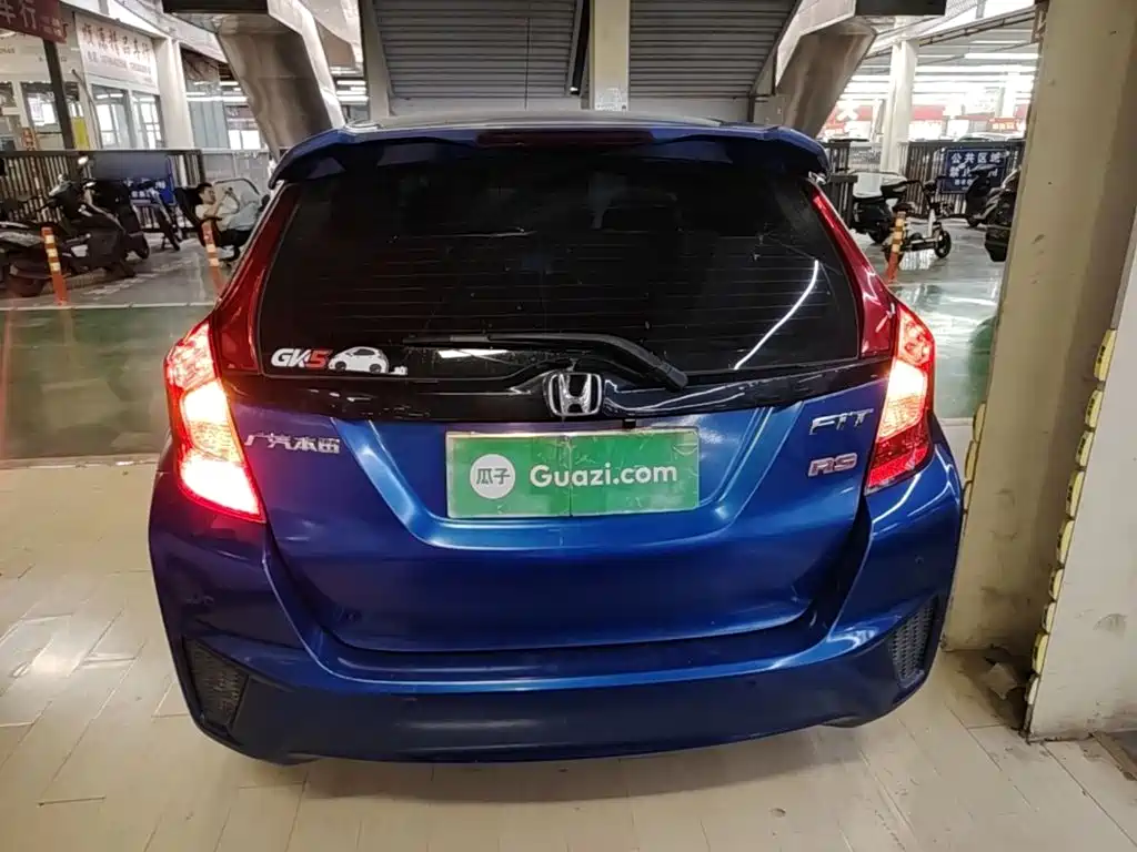 Honda Fit — миниатюра 6