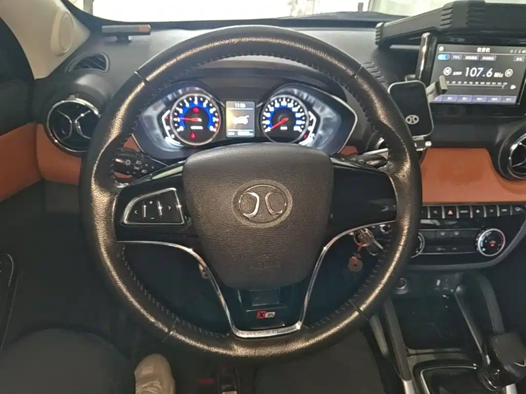 BAIC Senova X35 — миниатюра 11