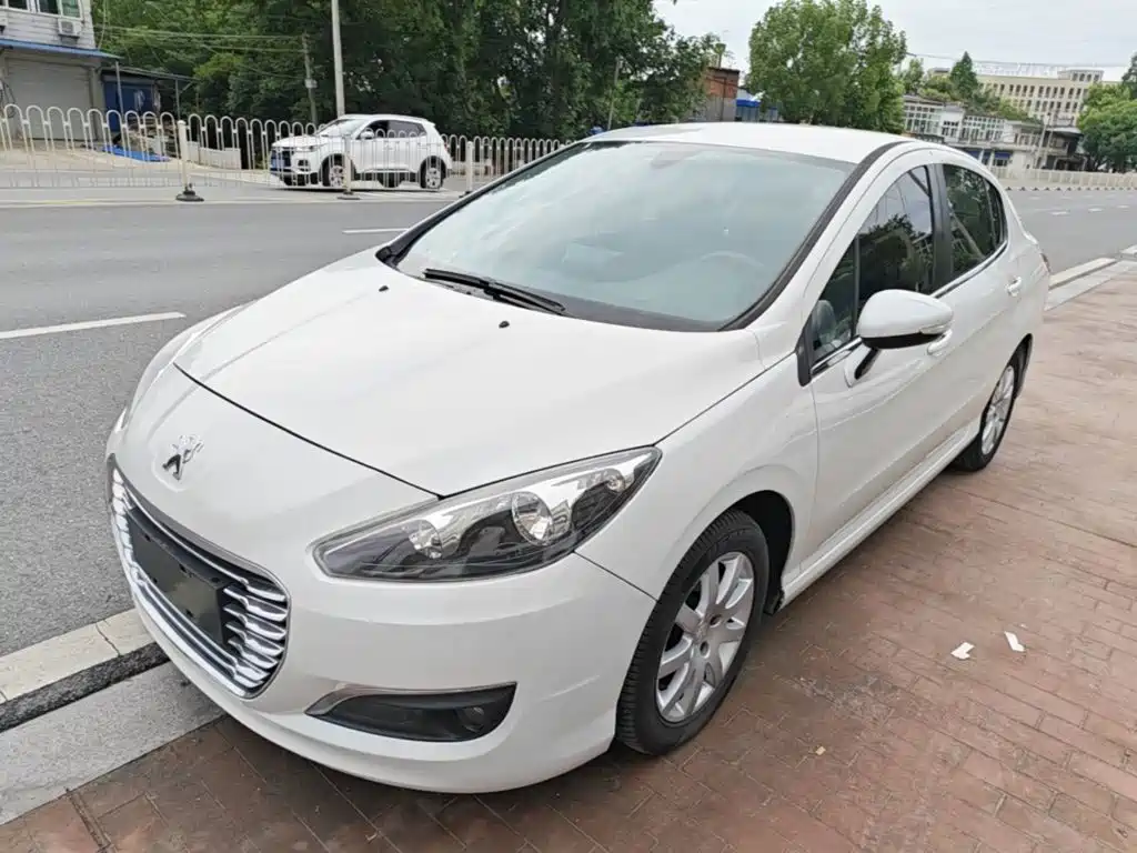 Peugeot 308 2016