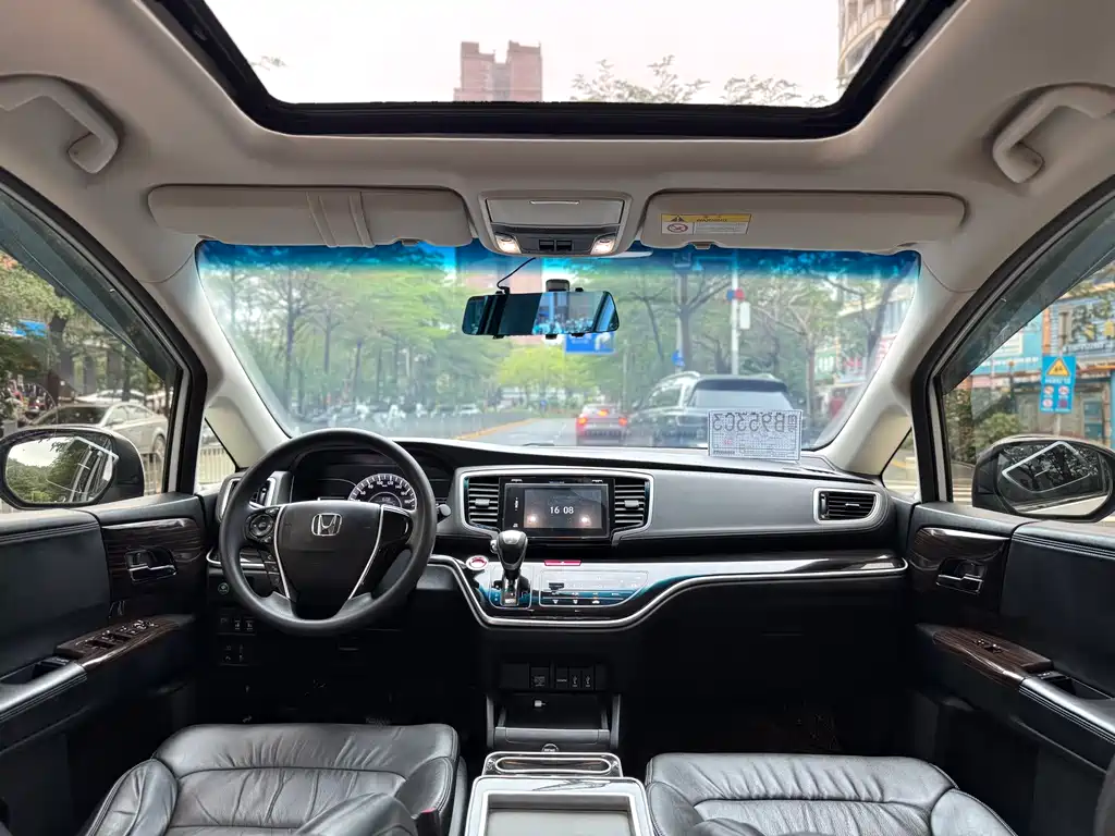 Honda Odyssey 2018 2.4L Luxury