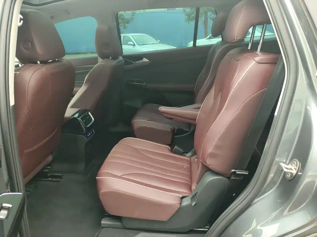 Volkswagen ID.6 X — миниатюра 17