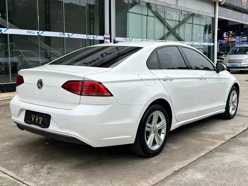 Volkswagen Lamando — миниатюра 6