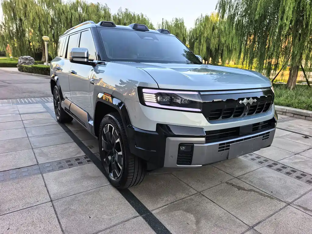 Fang Cheng Bao Leopard 8 — миниатюра 2