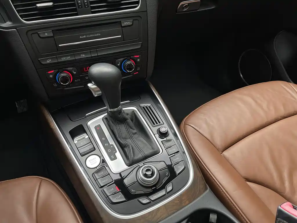 Audi Q5 (Import) — миниатюра 14