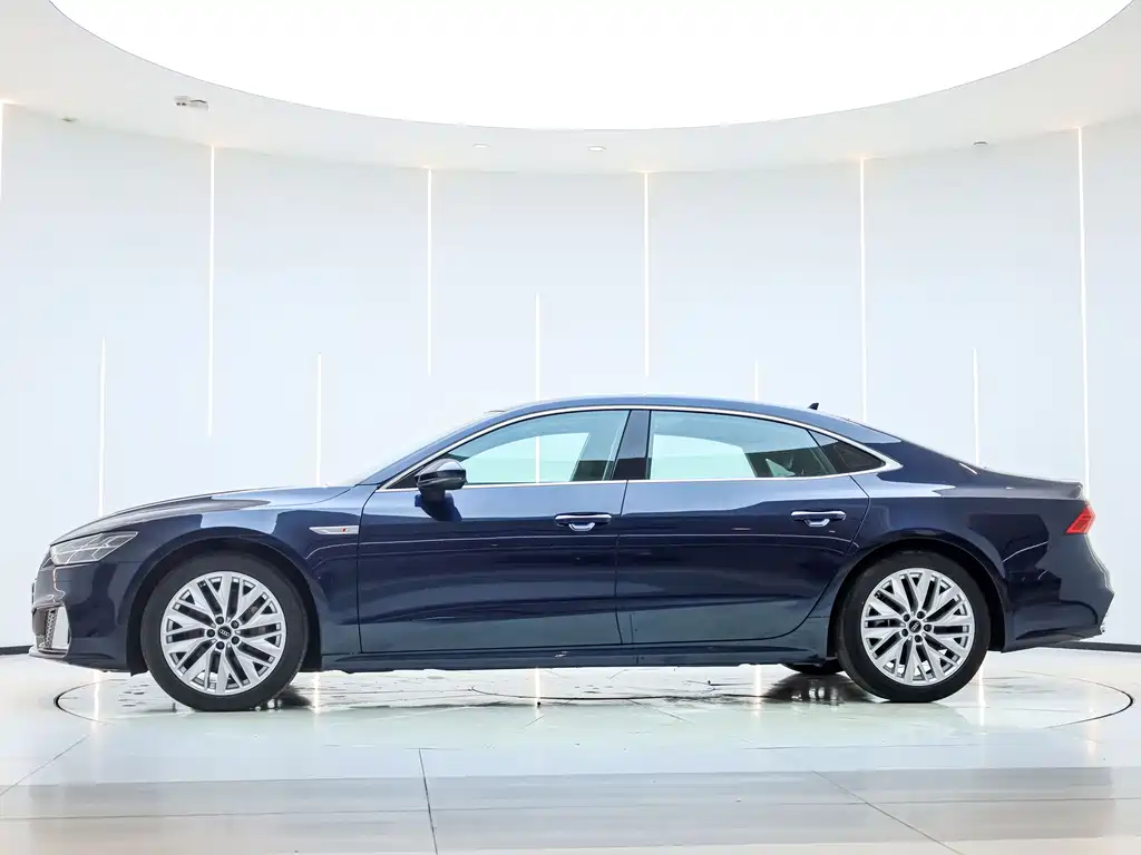 Audi A7L 2024 45TFSI S-line