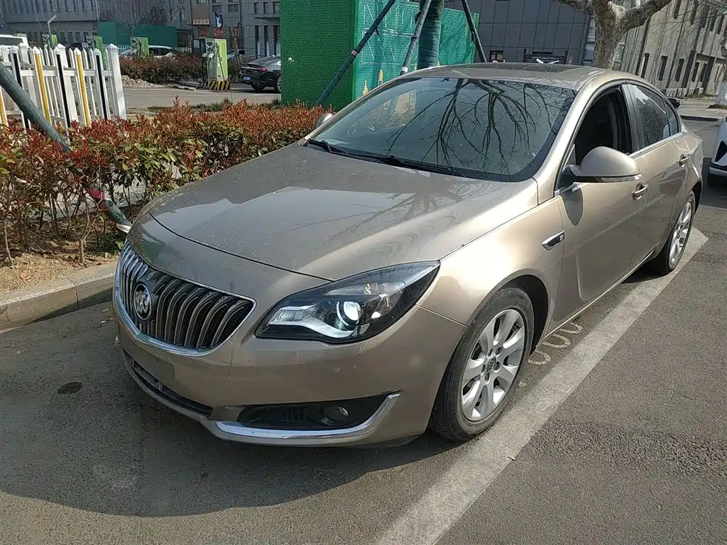 Buick Regal 2016