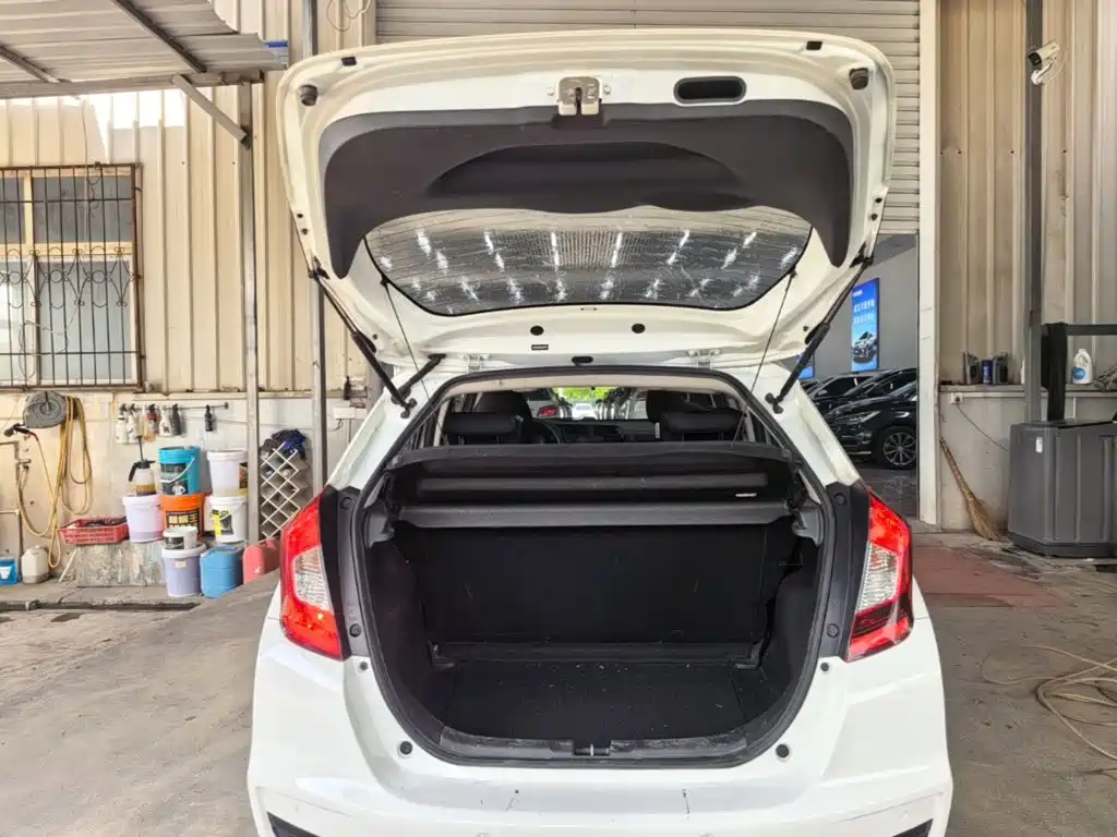 Honda Fit — миниатюра 19