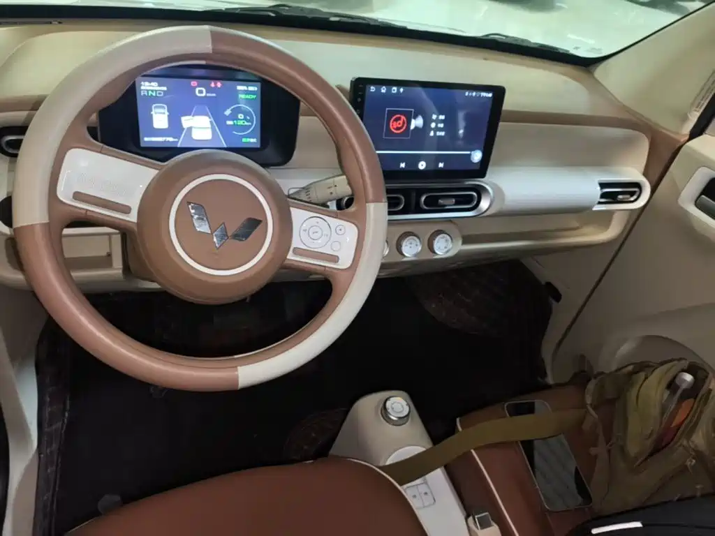Wuling MINIEV — миниатюра 10