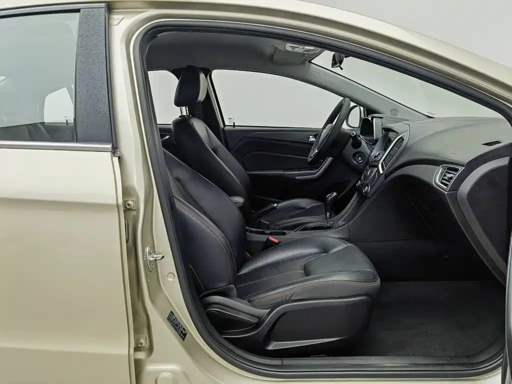 Chery Arrizo 5 — миниатюра 23