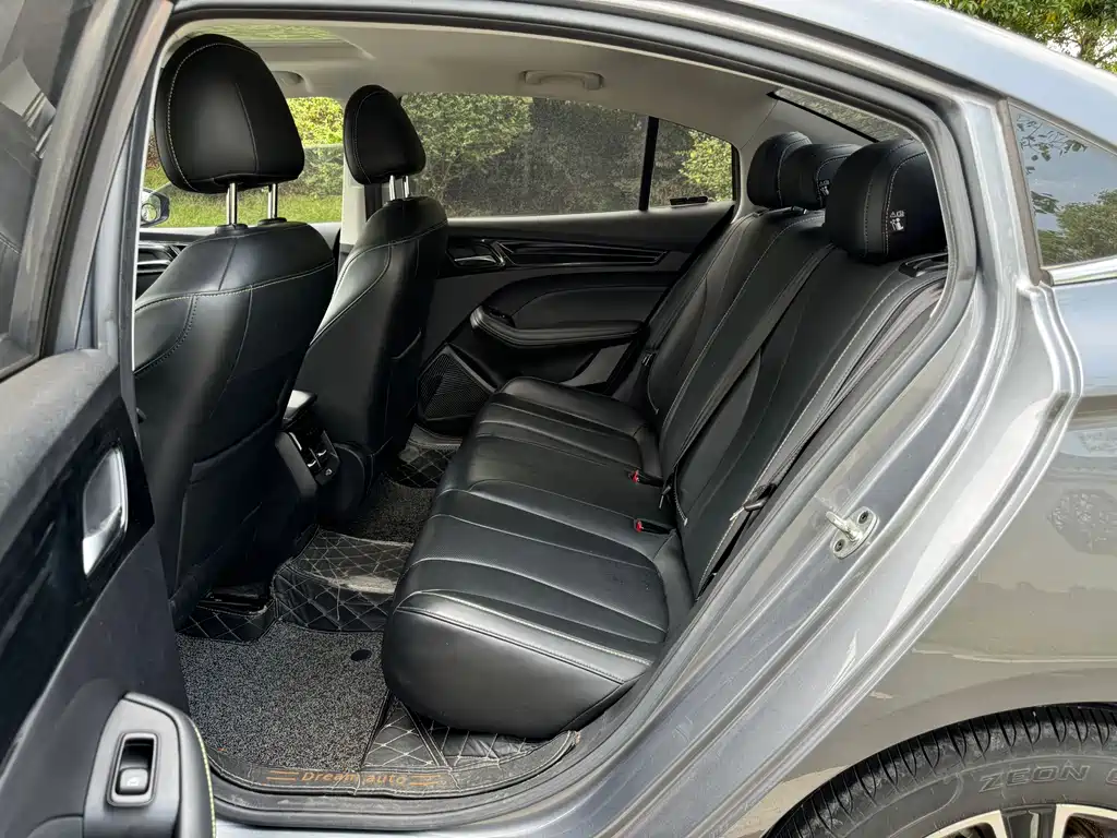 Roewe i5 — миниатюра 7