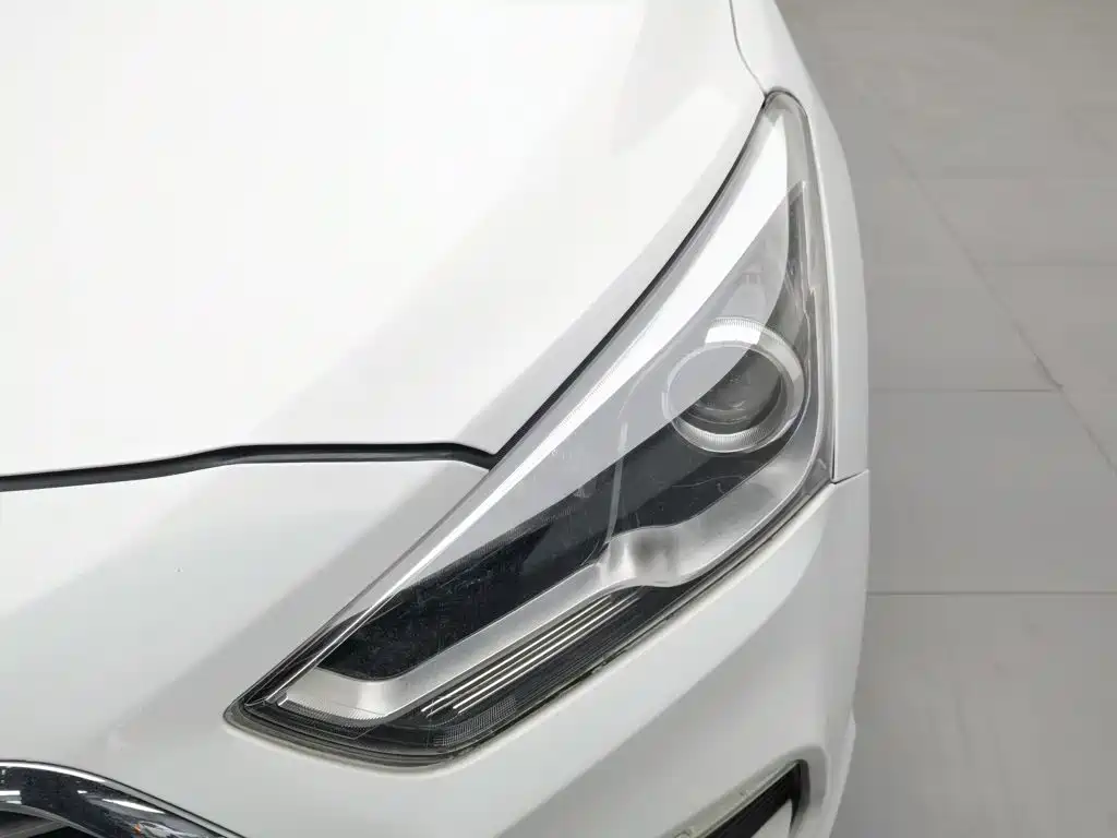 Hyundai Mistra — миниатюра 7