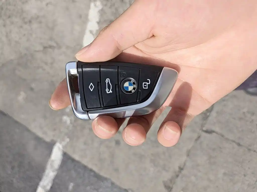 BMW 3 Series — миниатюра 12