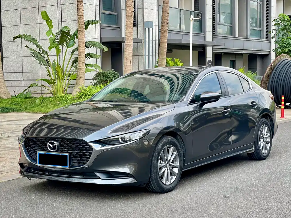 Mazda 3 Axela 2022