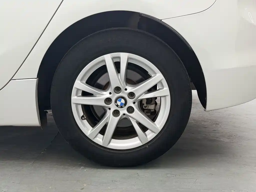 BMW 2 Series Active Tourer — миниатюра 19