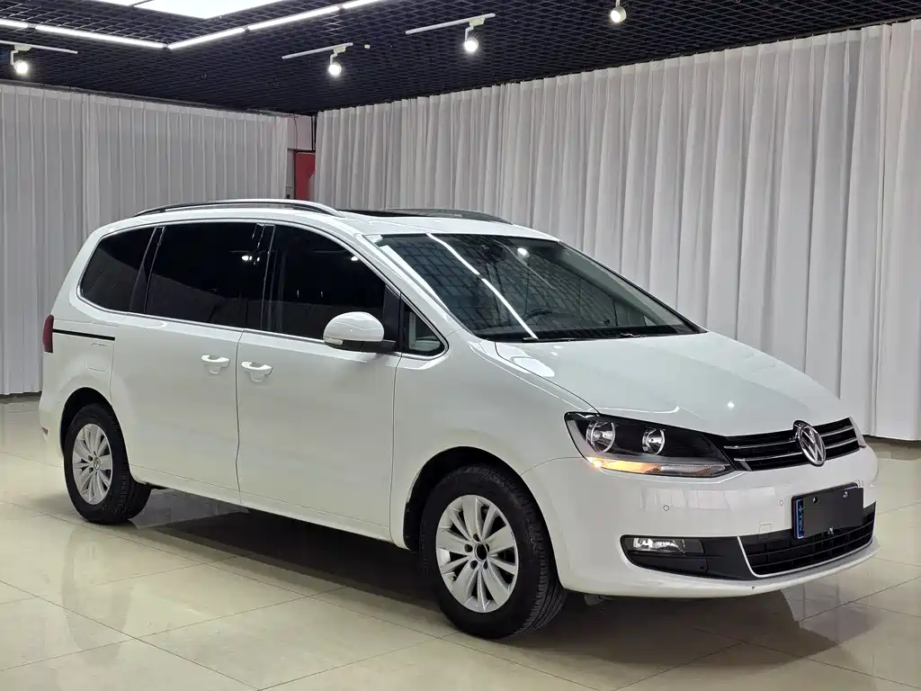 Volkswagen Xia 2016 280TSI 7 мест