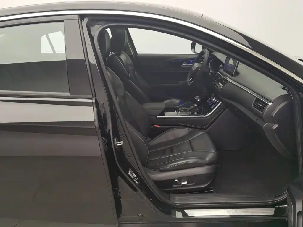 Hongqi Hongqi H5 — миниатюра 23