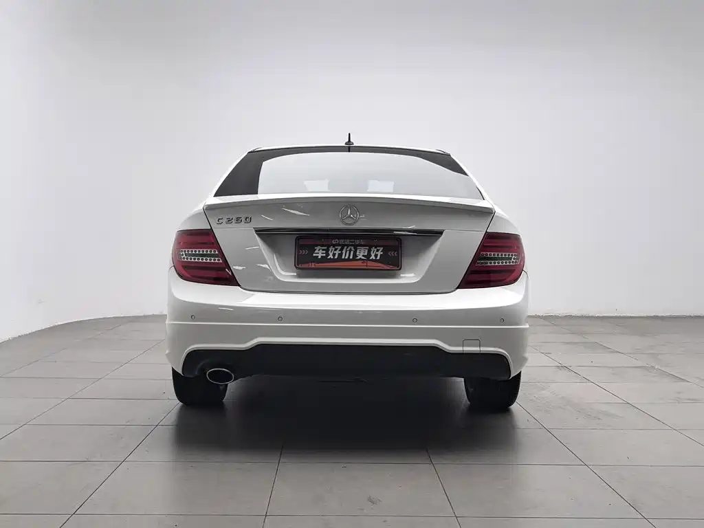 Mercedes-Benz C-Class — миниатюра 4