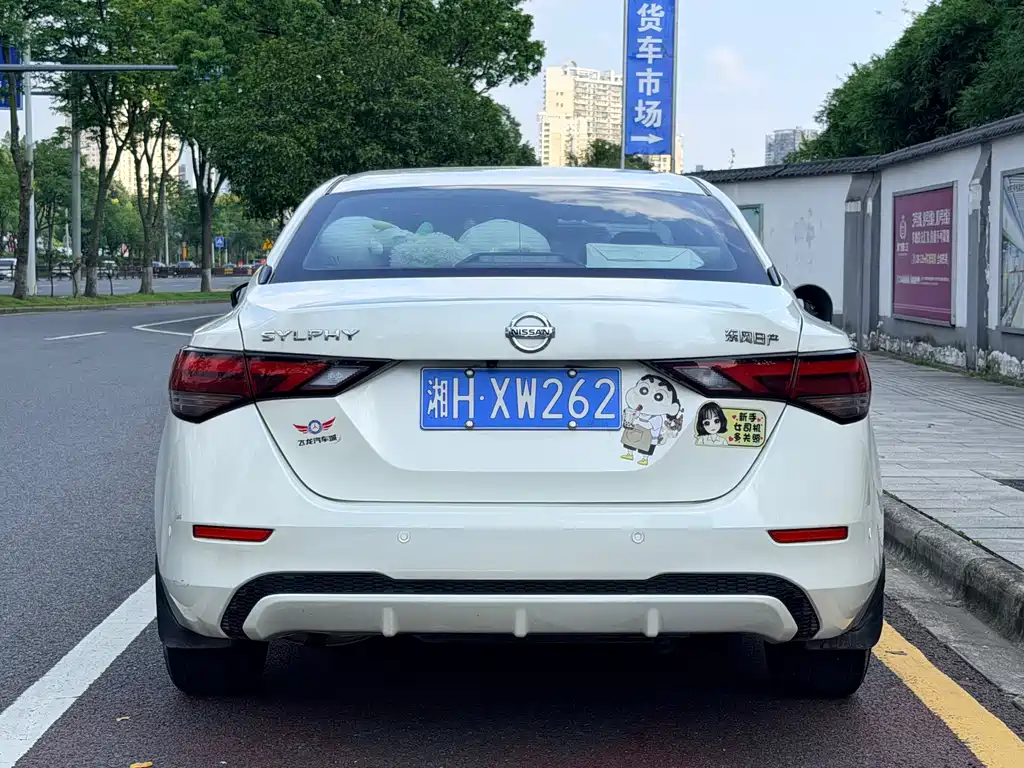 Nissan Sylphy — миниатюра 5