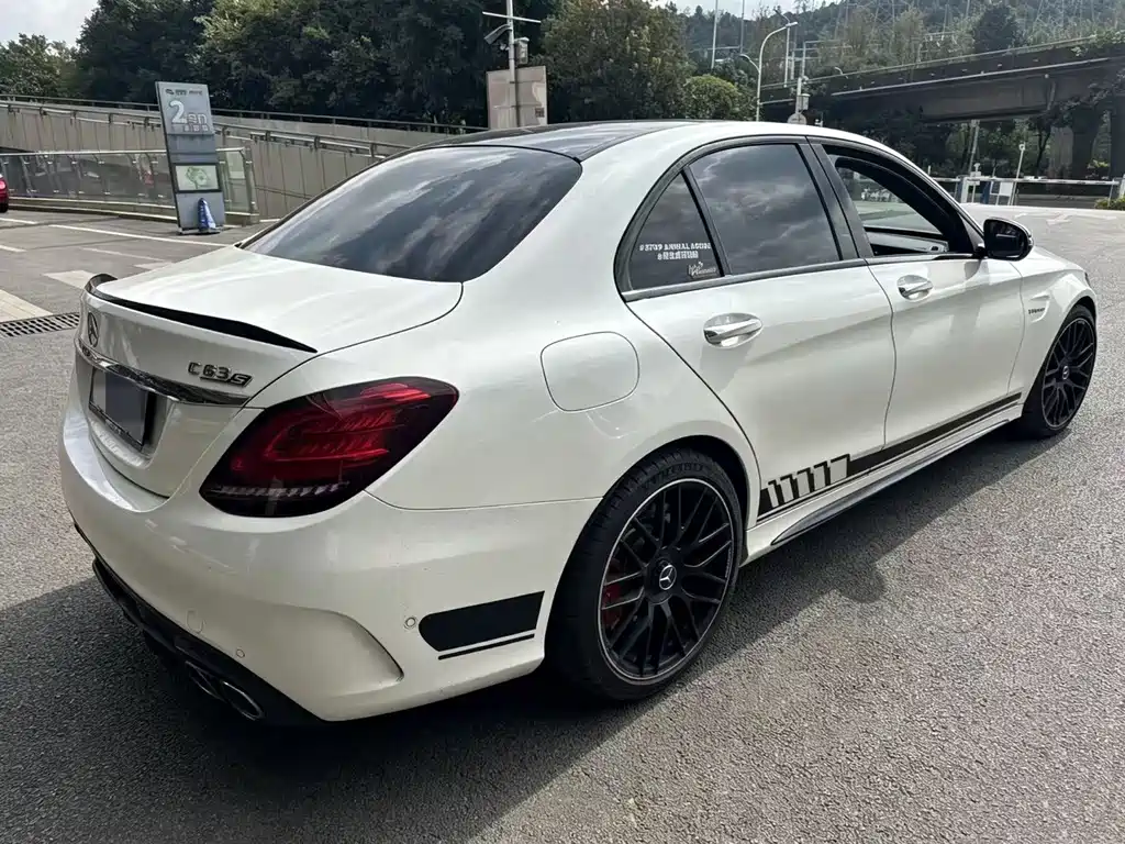 Mercedes-Benz C-Class AMG — миниатюра 4