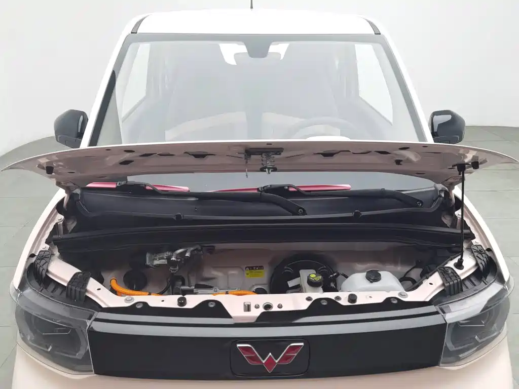 Wuling MINIEV — миниатюра 6